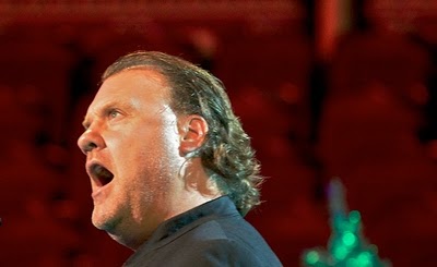 5065-bryn-terfel-rozesmal-prazske-publikum-9